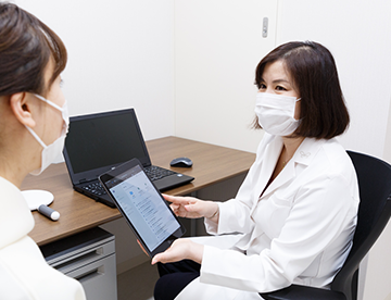 背中/肩/二の腕/デコルテ(胸)のにきび・にきび跡治療は皮膚科で